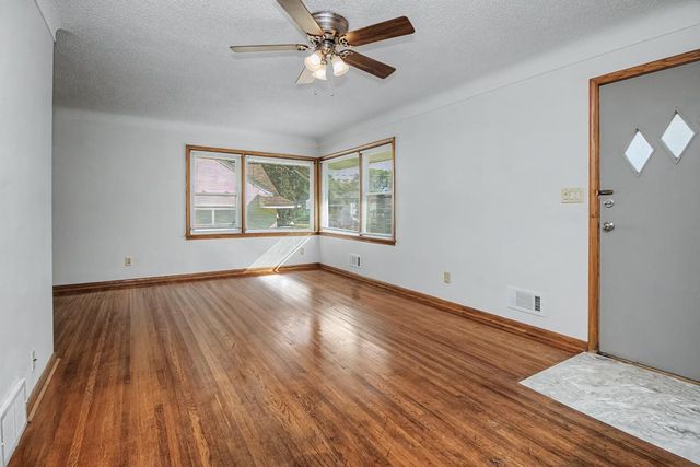 717 Hall Avenue, Saint Paul, MN 55107