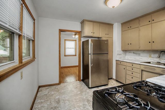 717 Hall Avenue, Saint Paul, MN 55107
