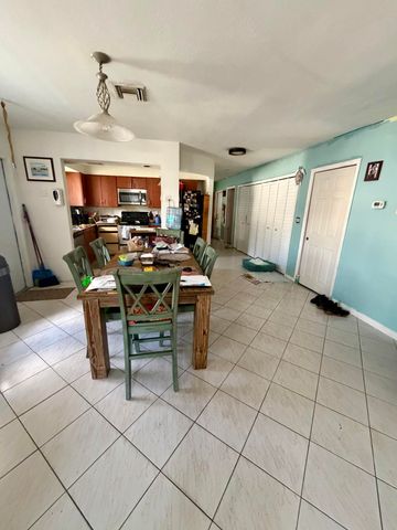 210 SE 5TH Street, Dania Beach, FL 33004