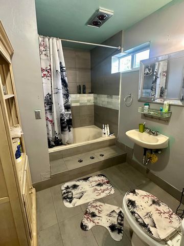 210 SE 5TH Street, Dania Beach, FL 33004