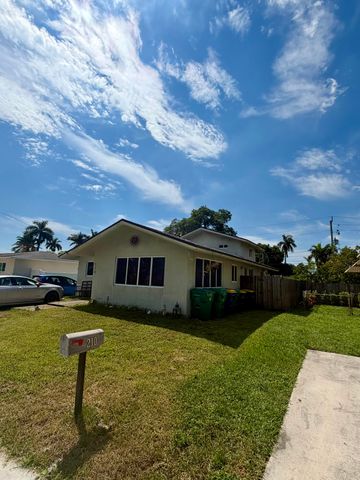 210 SE 5TH Street, Dania Beach, FL 33004