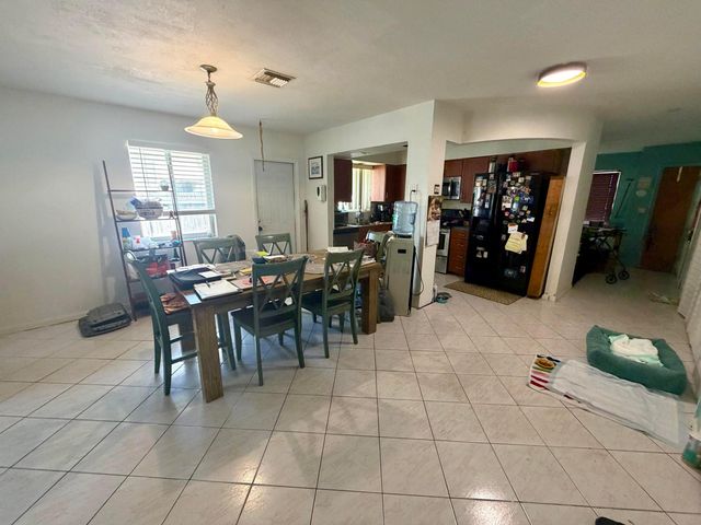 210 SE 5TH Street, Dania Beach, FL 33004