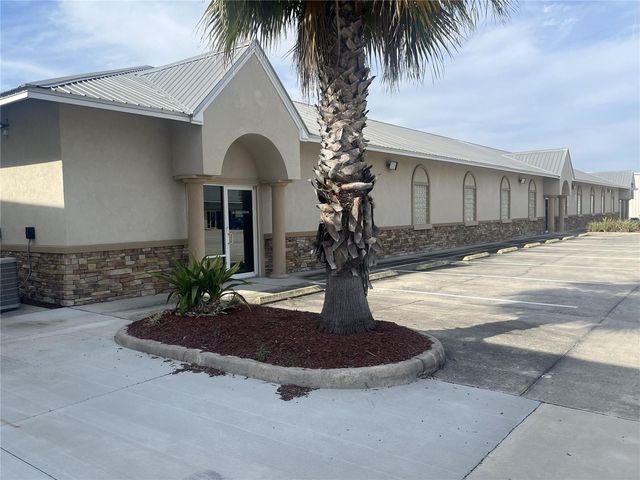 2323 N STATE STREET 107-112, Bunnell, FL 32110