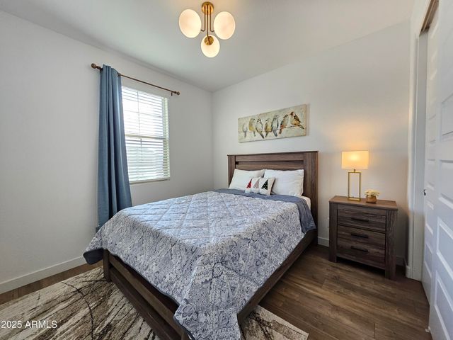 8926 W RANCHO Drive, Glendale, AZ 85305