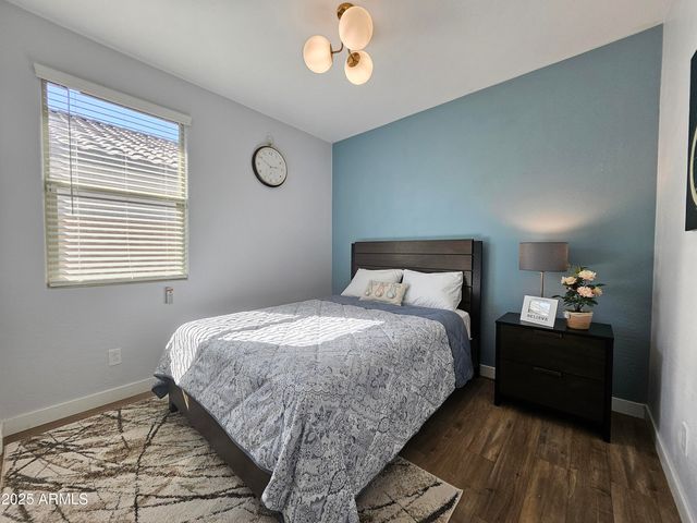 8926 W RANCHO Drive, Glendale, AZ 85305