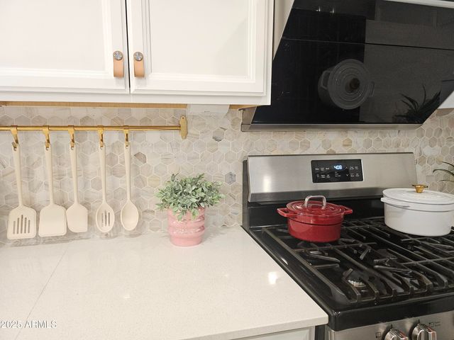8926 W RANCHO Drive, Glendale, AZ 85305