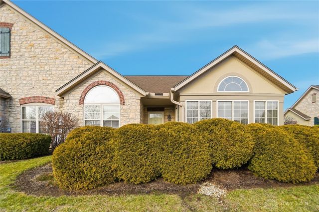 2016 Wentworth Village Drive, Bellbrook, OH 45305