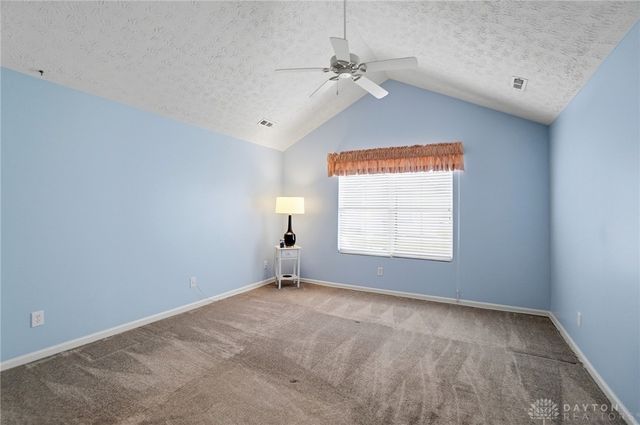 2016 Wentworth Village Drive, Bellbrook, OH 45305