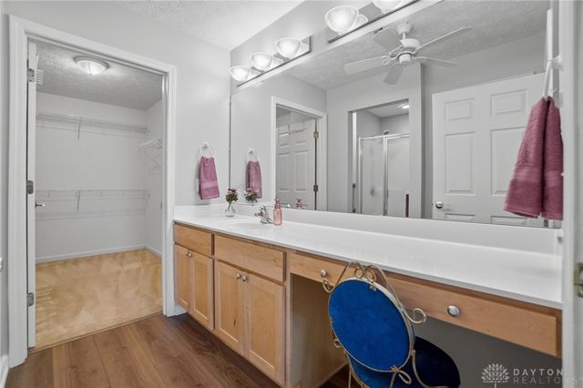 2016 Wentworth Village Drive, Bellbrook, OH 45305