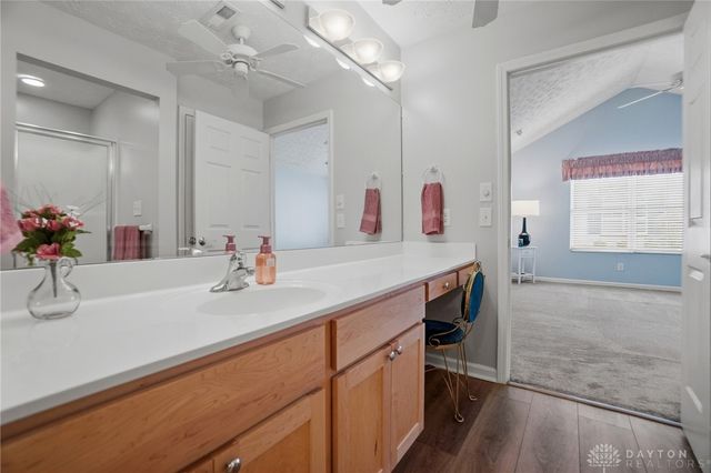 2016 Wentworth Village Drive, Bellbrook, OH 45305