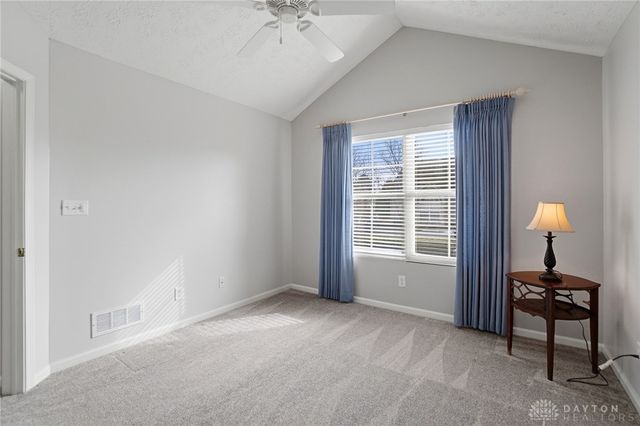 2016 Wentworth Village Drive, Bellbrook, OH 45305