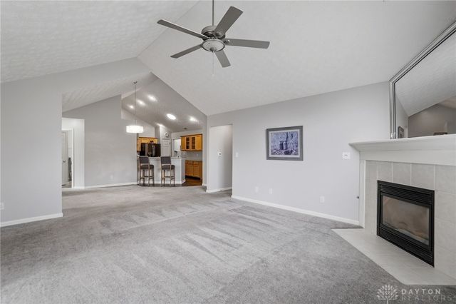 2016 Wentworth Village Drive, Bellbrook, OH 45305