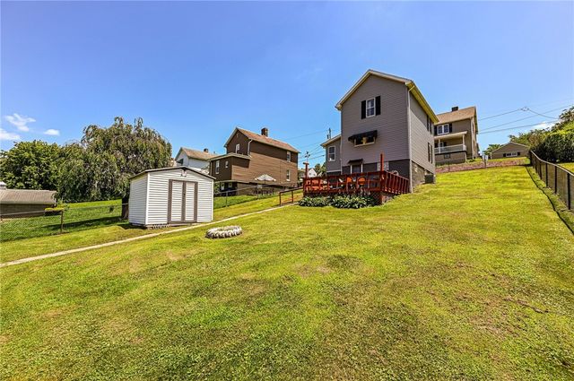 8018 Hayward Street, Hempfield Twp, PA 15691