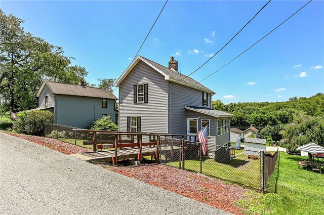 8018 Hayward Street, Hempfield Twp, PA 15691