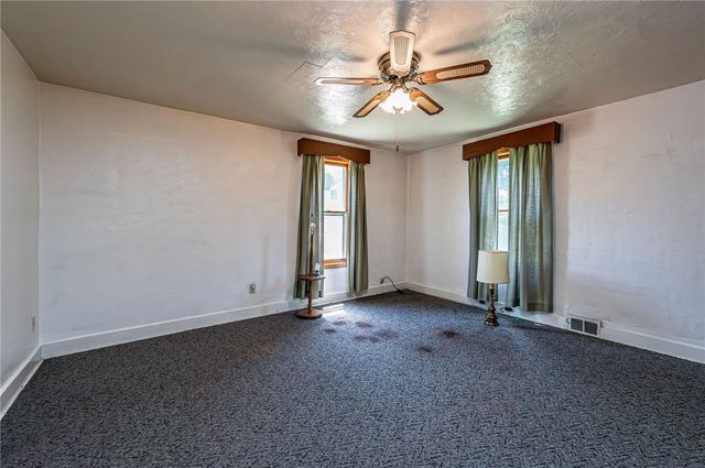 8018 Hayward Street, Hempfield Twp, PA 15691