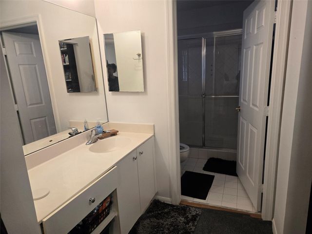 300 NW 17th Avenue, Pompano Beach, FL 33069