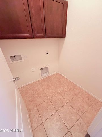 21121 E VIA DE OLIVOS --, Queen Creek, AZ 85142