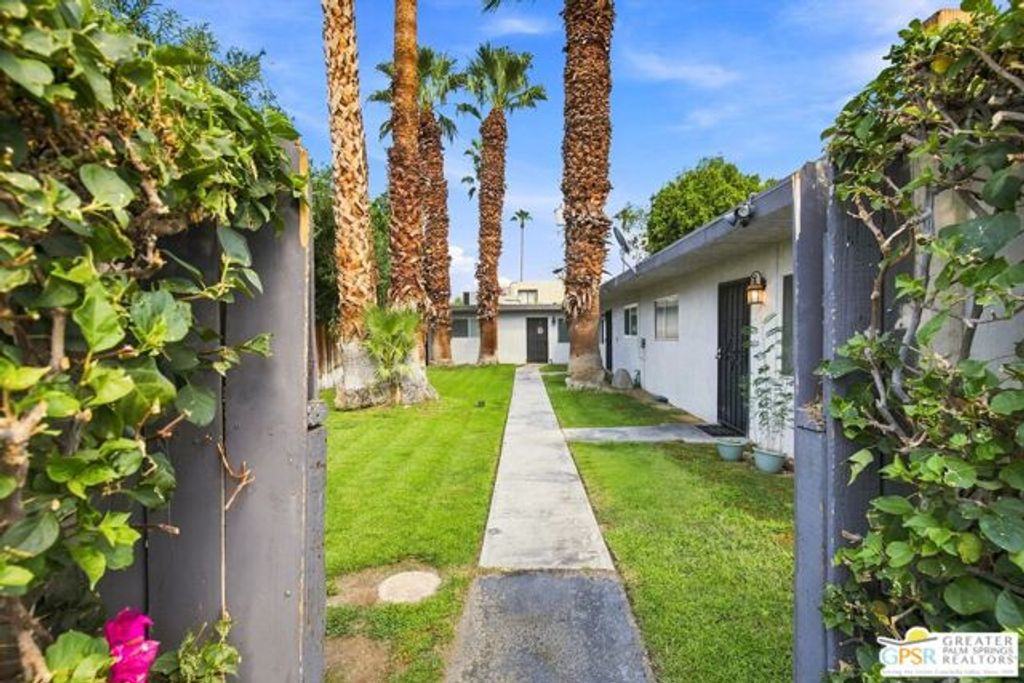 44700 Las Palmas Avenue, Palm Desert, CA 92260