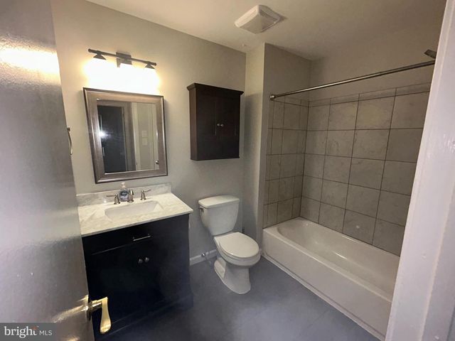 2406B YARMOUTH LN, Mount Laurel, NJ 08054