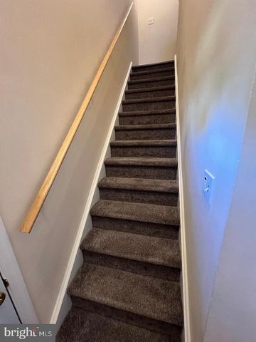 2406B YARMOUTH LN, Mount Laurel, NJ 08054