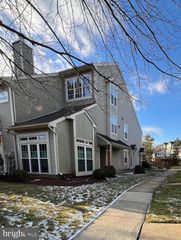 2406B YARMOUTH LN, Mount Laurel, NJ 08054