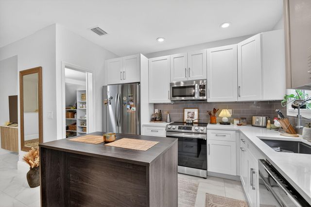 1814 Sonrisa Street, Riviera Beach, FL 33404