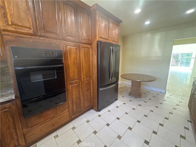 5171 Chimineas, Tarzana, CA 91356