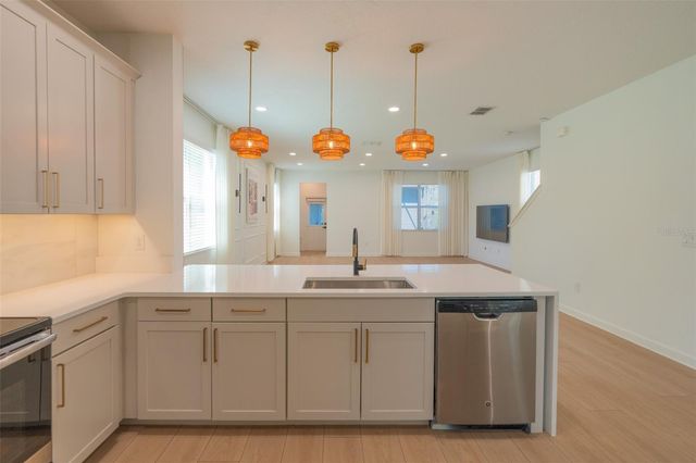 11880 SONNET AVENUE, Orlando, FL 32832