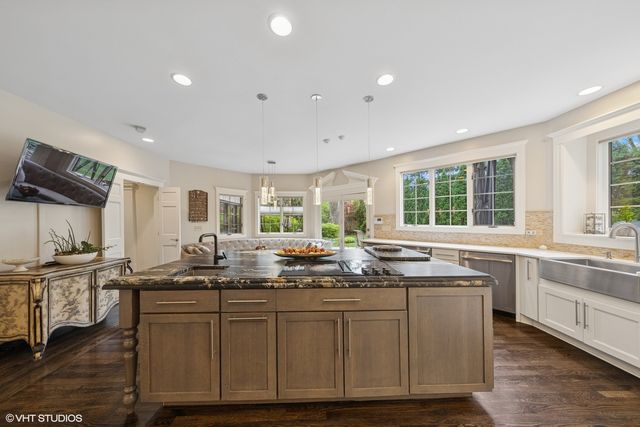 440 Woodside Avenue, Hinsdale, IL 60521