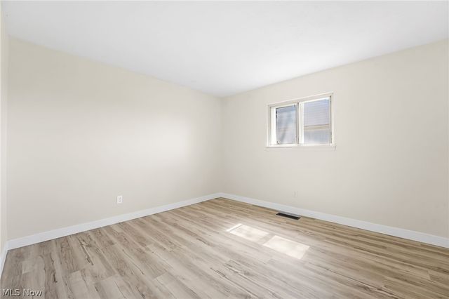 34297 W Point Drive, North Ridgeville, OH 44039