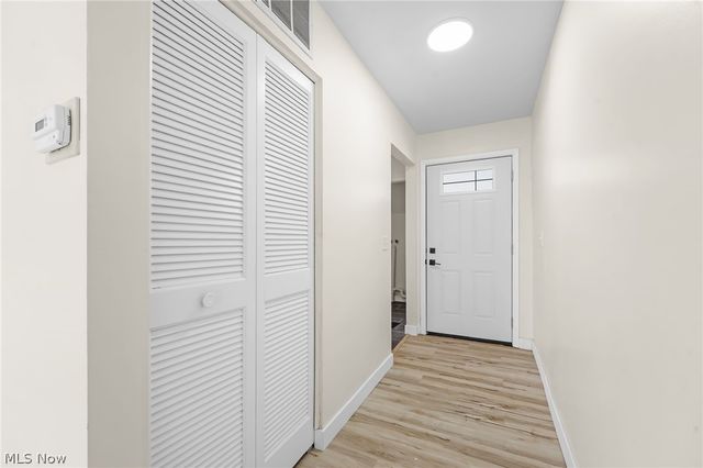 34297 W Point Drive, North Ridgeville, OH 44039
