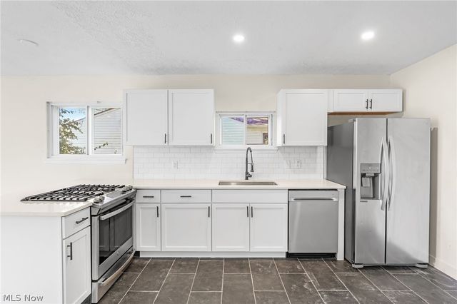 34297 W Point Drive, North Ridgeville, OH 44039