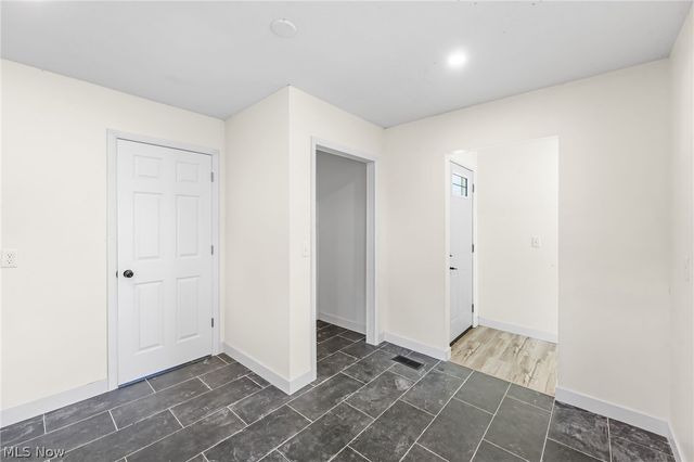 34297 W Point Drive, North Ridgeville, OH 44039