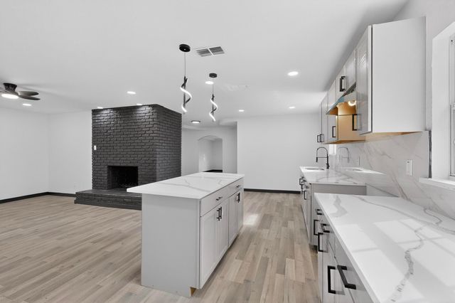 11360 Drummond Drive, Dallas, TX 75228