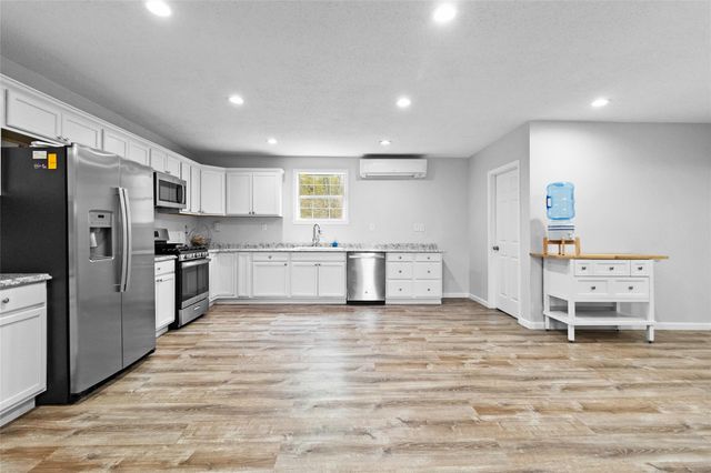 154 Possum Walk Loop, Huntsville, TX 77340