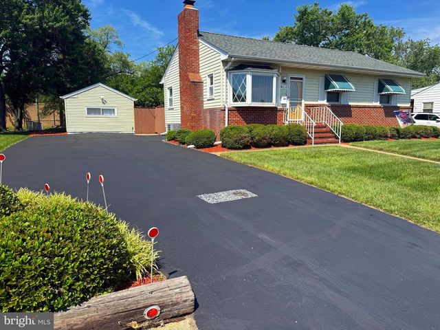 1116 MCHENRY DR, Glen Burnie, MD 21061