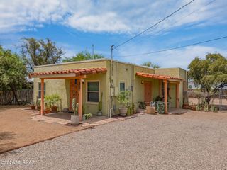 437 E Blacklidge Drive, Tucson, AZ 85705