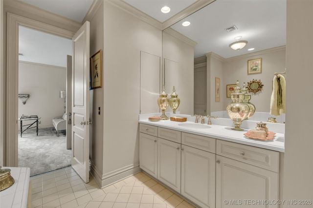 2119 E 30th Place, Tulsa, OK 74114