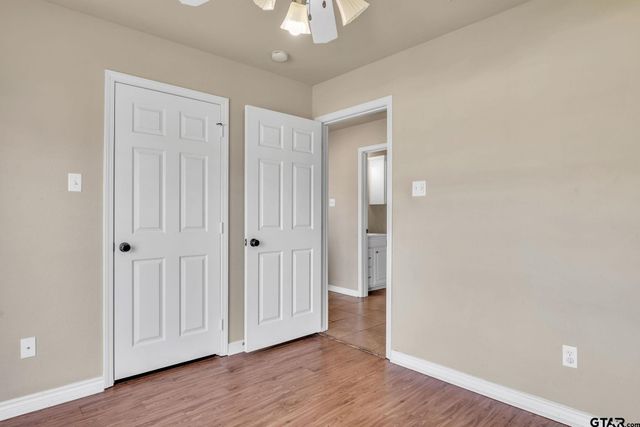 5 Oak Run, White Oak, TX 75693