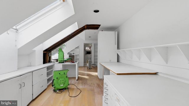 2351 49TH ST NW, Washington, DC 20007