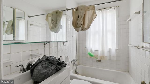 2351 49TH ST NW, Washington, DC 20007