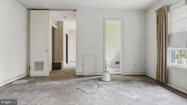 2351 49TH ST NW, Washington, DC 20007