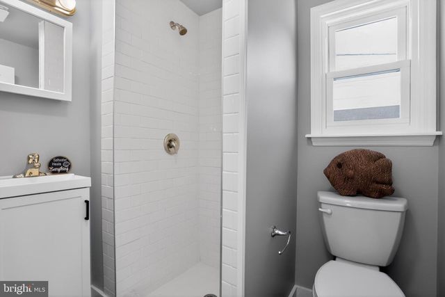 906 GARFIELD AVE, Glenside, PA 19038