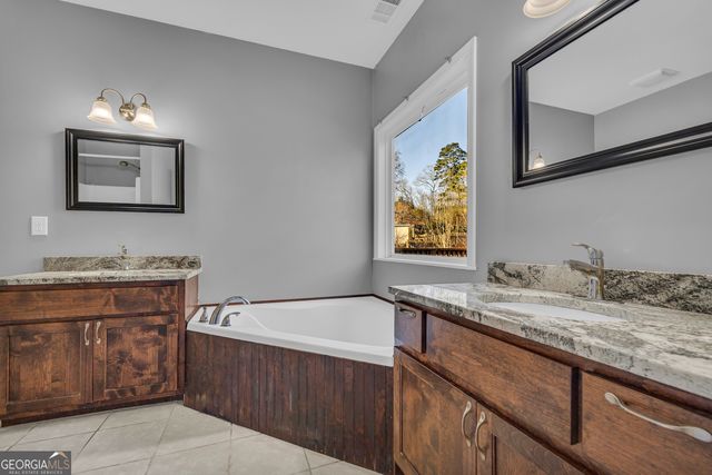 125 Bernice Drive, Bogart, GA 30622