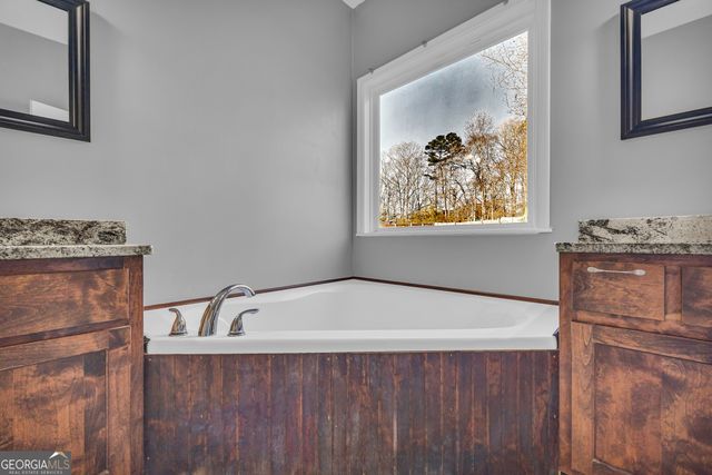 125 Bernice Drive, Bogart, GA 30622