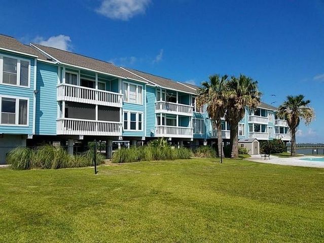 500 Tiki Drive 103, Tiki Island, TX 77554