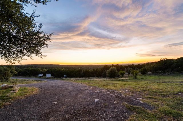 2025 Cripple Creek Stage RD, Dripping Springs, TX 78620