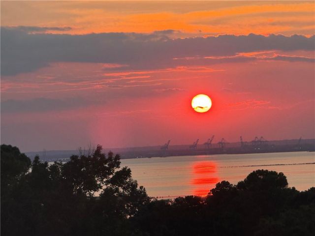 100 Tower Drive 403, Daphne, AL 36526