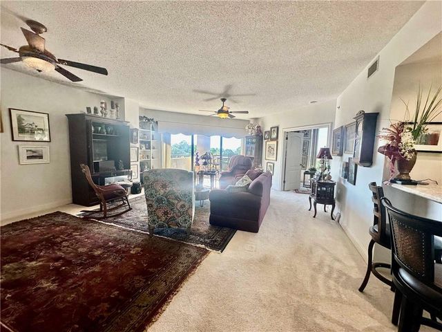 100 Tower Drive 403, Daphne, AL 36526