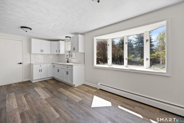 22 Dorothy Street, Enfield, CT 06082